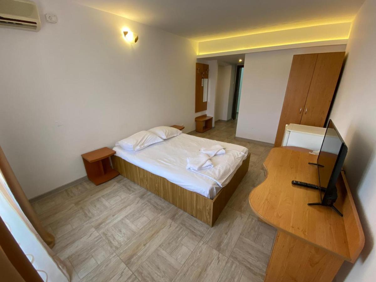 Hotel Gorj Târgu Jiu Εξωτερικό φωτογραφία